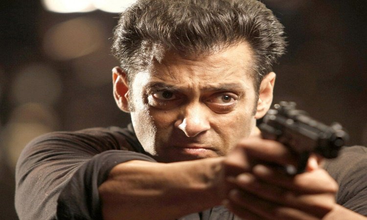 Salman-Gets-Gun-License-Amid-Death-Threats1200_62e7710de1436