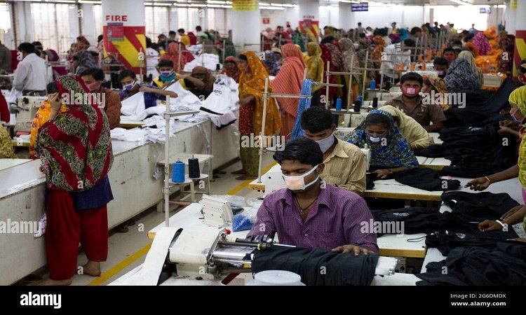 the-garments-factory-both-man-and-women-are-working-hard-to-get-profess-current-gdp-2G6DMDX